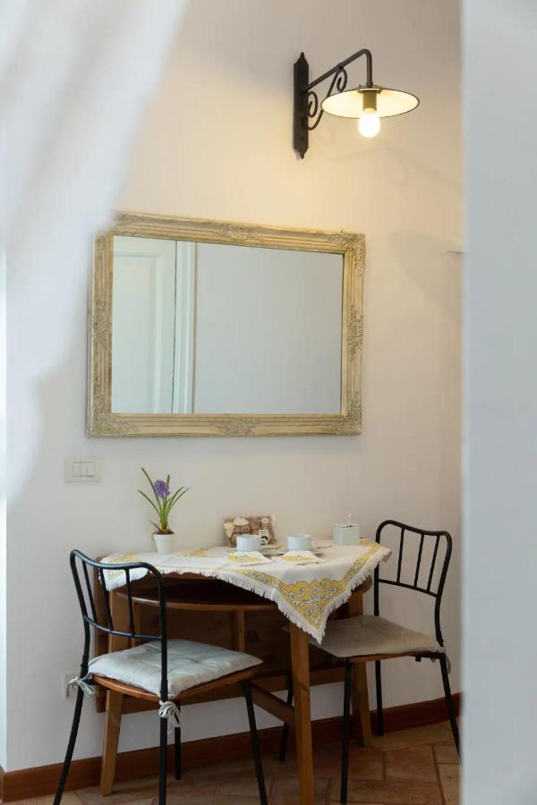 Canal View Historical Apartment Milão Exterior foto